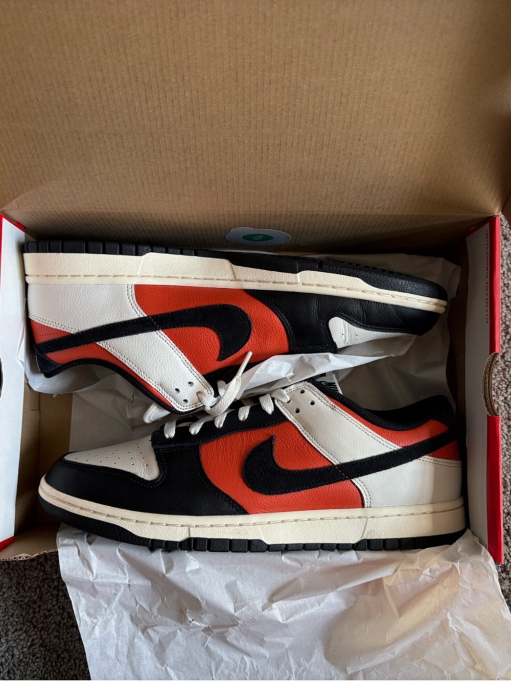 Men’s Nike Dunk Low Sneakers in Vintage Coral/Black/White